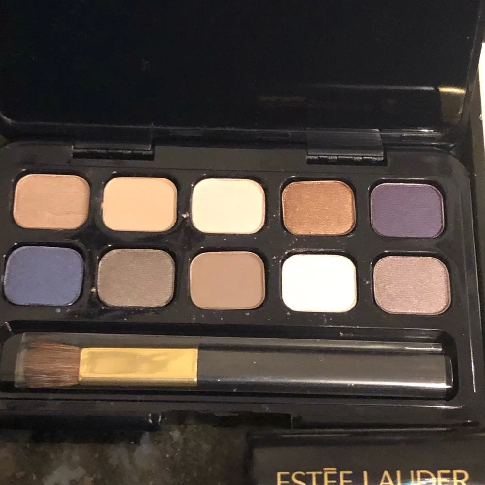 Estée Lauder collection unused.